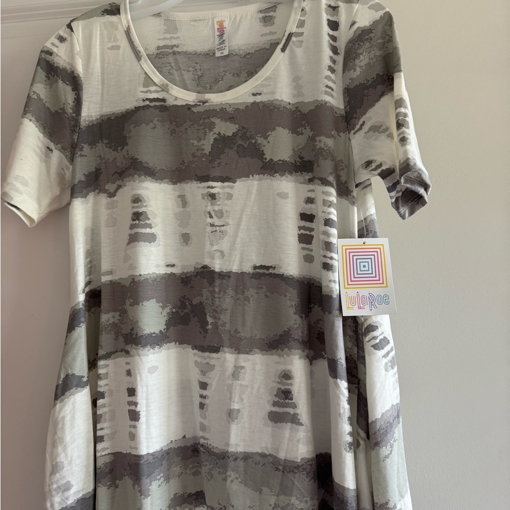 LuLaRoe Women’s Gray Tie Dye Short Sleeve Perfect Tee Size XS